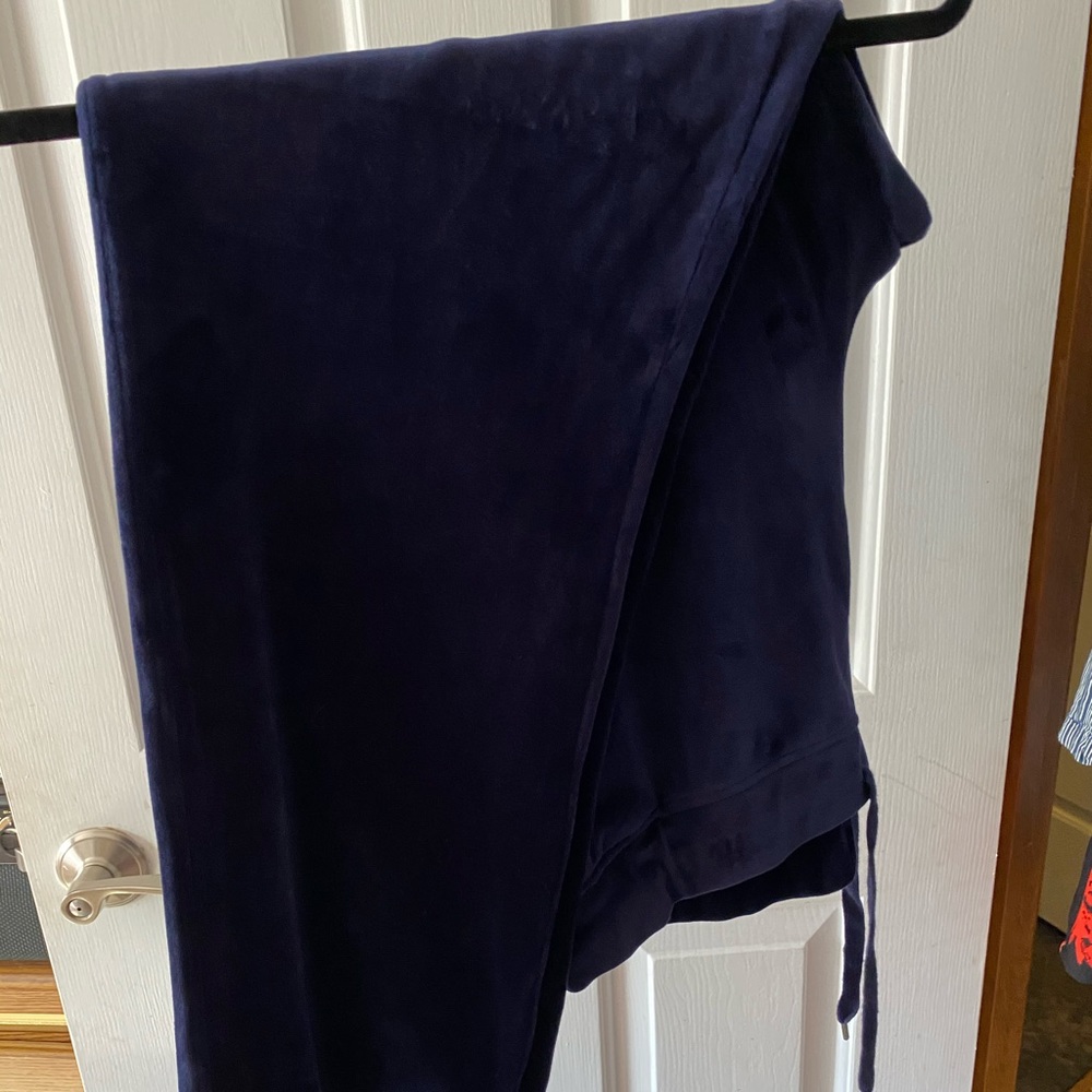 Blue velvet sweats
